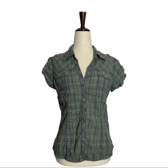 H&M Divided • Short Sleeve Green Plaid Snap Burton Top 10 ASO Bella Swan Alt - Picture 4 of 8